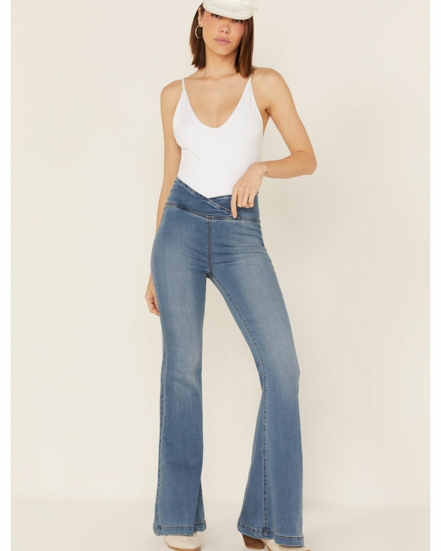 Jean * | Free People Women'S Venice Beach Medium Wash Flare Jeans Blue